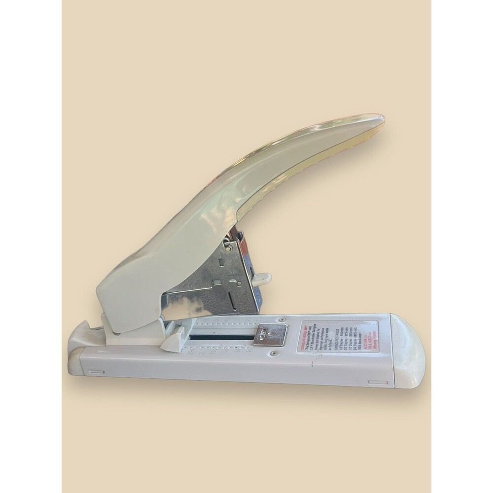 Swingline Model 390 Heavy Duty Stapler 160 Sheet Capacity  1/4 to 3/4 Staples